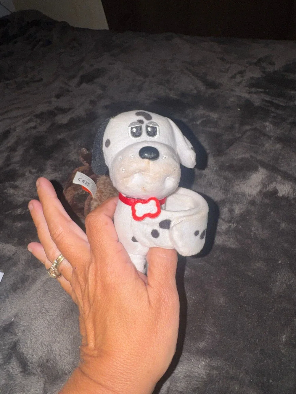 Wild Republic Bison and Dalmatian Plush Finger Puppets Brown White Soft Toy